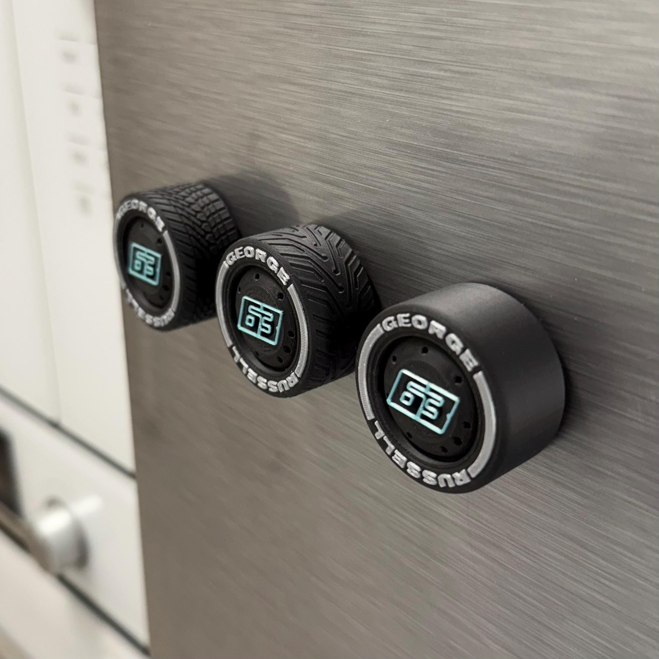 George Russell Kimi Antonelli F1 Tire Magnets – Silver Arrows Team Colors Formula 1 Fan Gift | Racing Numbers 63 and 12 | Collectible Set