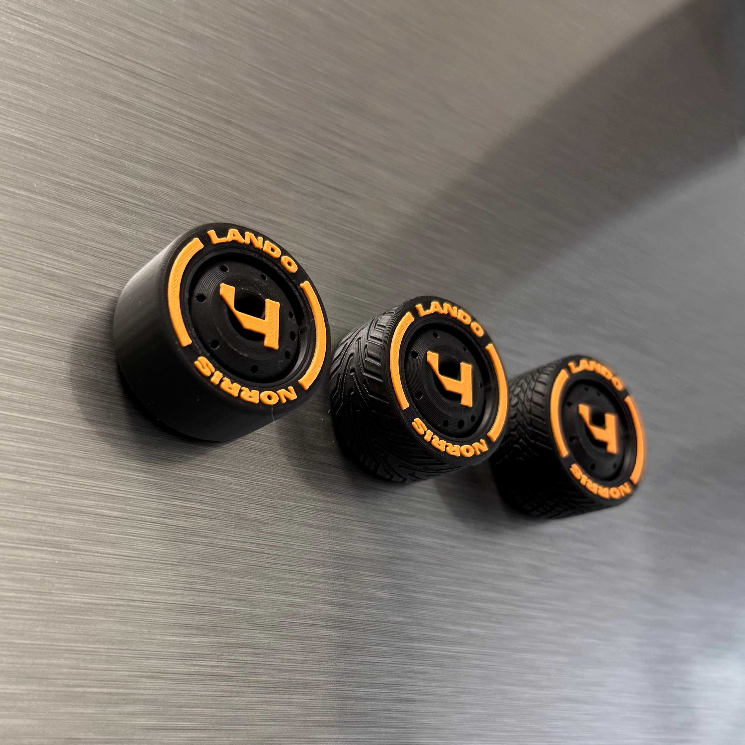 Papaya F1 drivers magnets