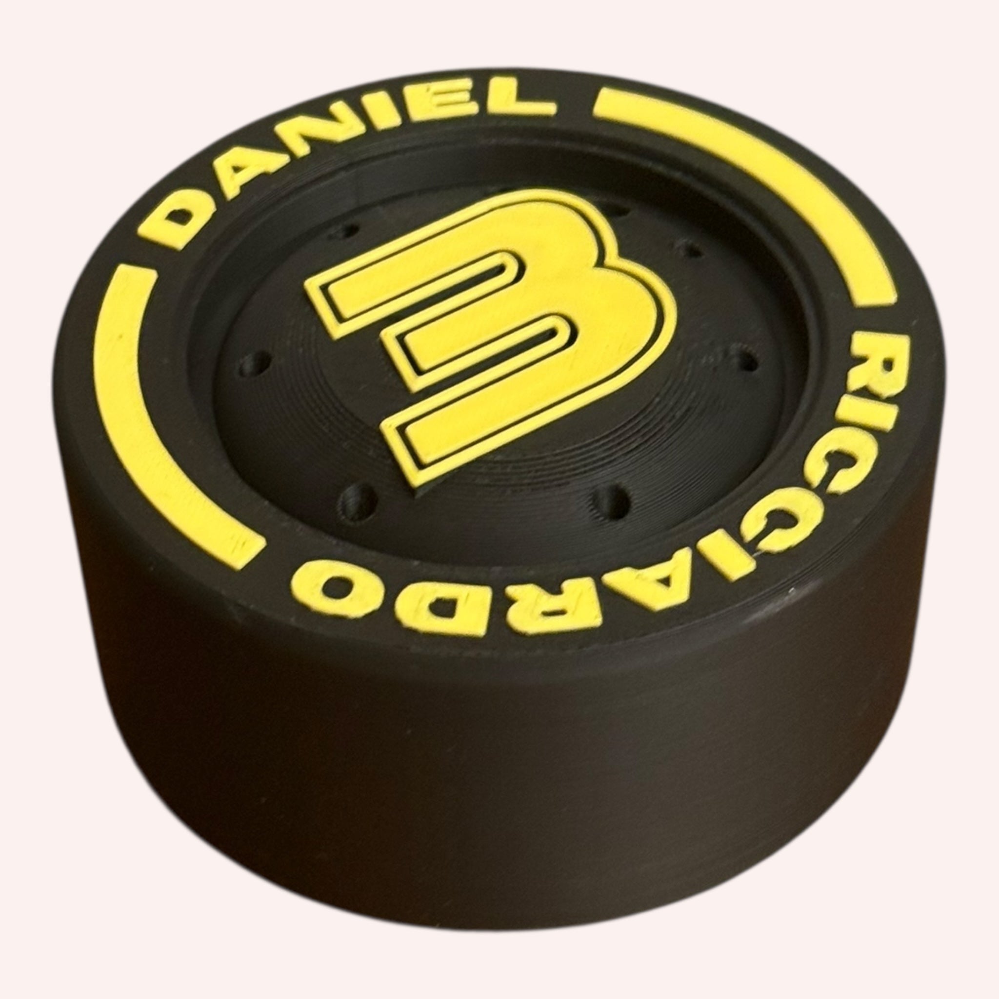 Daniel Ricciardo F1 tire