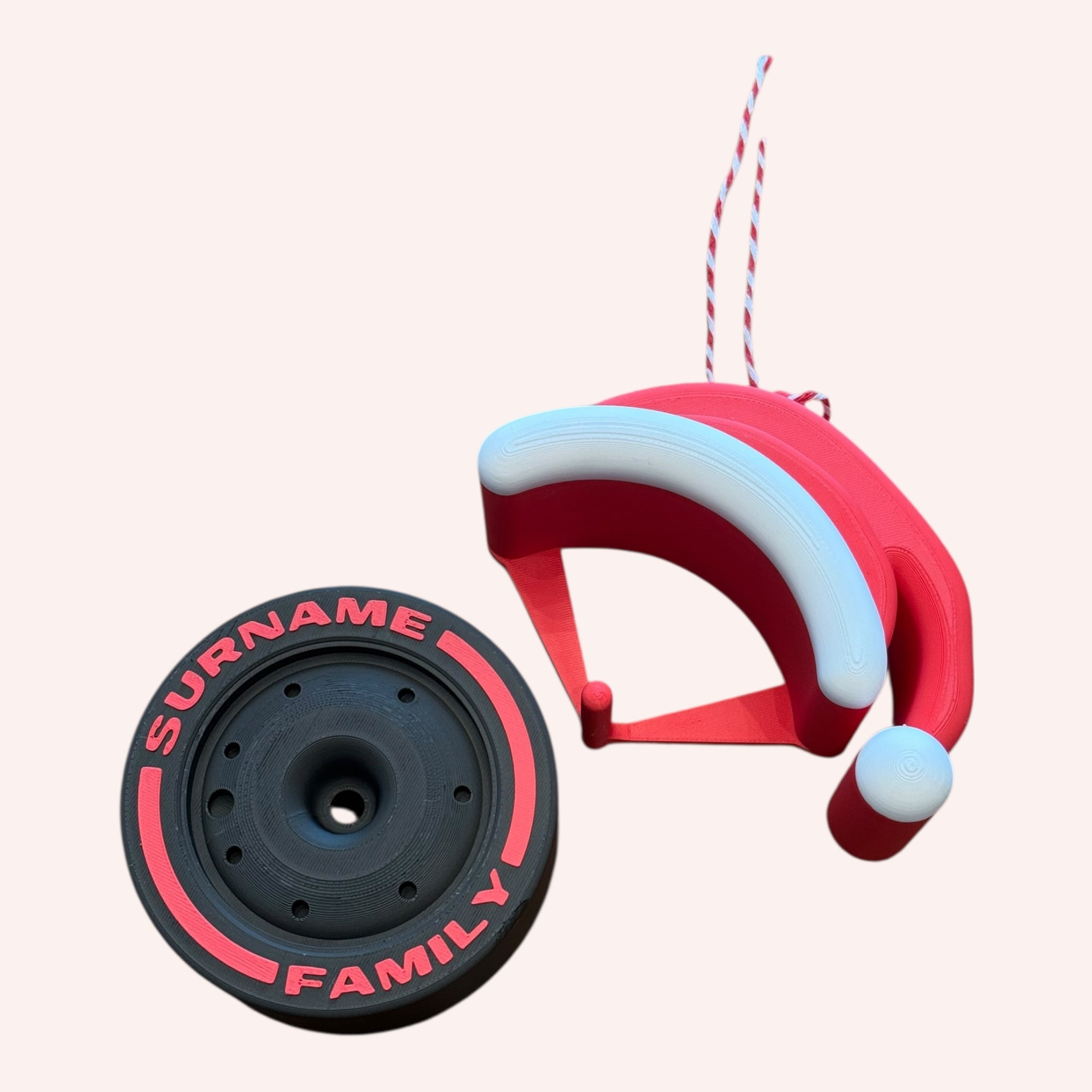 Custom Formula 1 Tire Ornament with Personalized Text – F1 Christmas Decoration with Removable Santa Hat – Racing Gift & Collectible