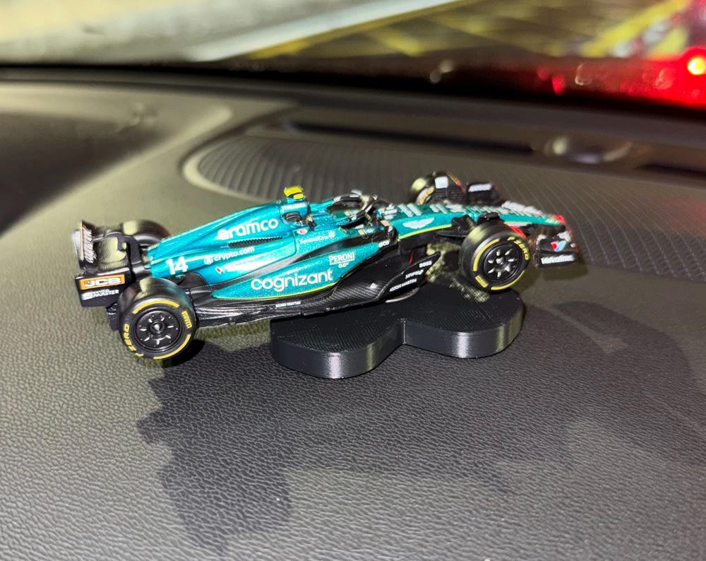 Drift Effect Car Display Base for Dashboard – Moving Toy Car Stand for Realistic Drifting Motion, Heat & UV Resistant. Double-Sided Tape